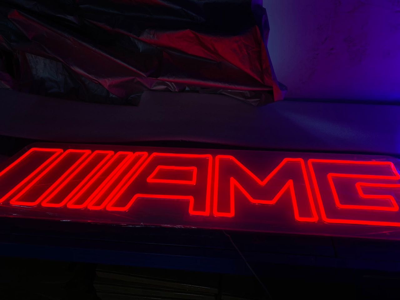 AMG NEON