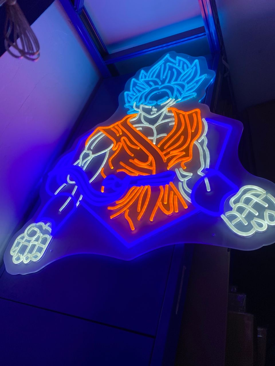 DRAGON BALL Z GOKU NEON